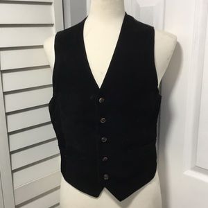 Men’s leather black vest